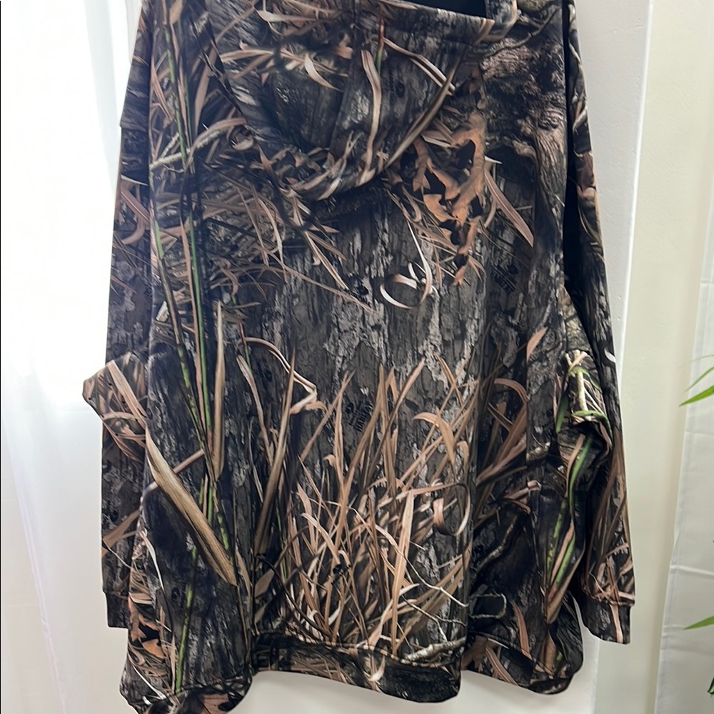 AFTCO Camouflage Hoodie - Picture 8 of 8